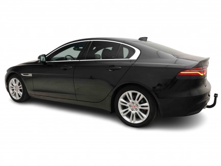 JAGUAR_JAGUAR_XE_2654332_2.jpg