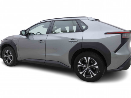 TOYOTA_TOYOTA_BZ4X_2654834_2.jpg
