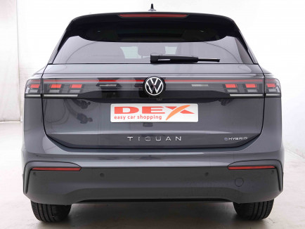 VOLKSWAGEN_VOLKSWAGEN_TIGUAN_2654140_4.jpg