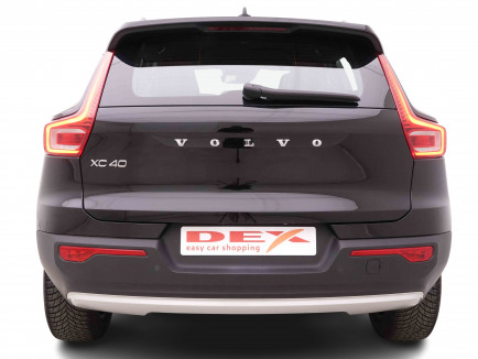 VOLVO_VOLVO_XC40_2548892_4.jpg