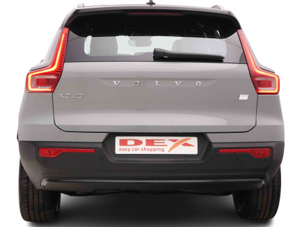 VOLVO_VOLVO_XC40_2549751_4.jpg