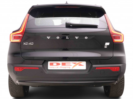 VOLVO_VOLVO_XC40_2551259_4.jpg