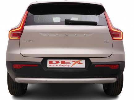 VOLVO_VOLVO_XC40_2551713_4.jpg