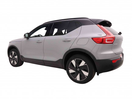 VOLVO_VOLVO_XC40_2653028_2.jpg