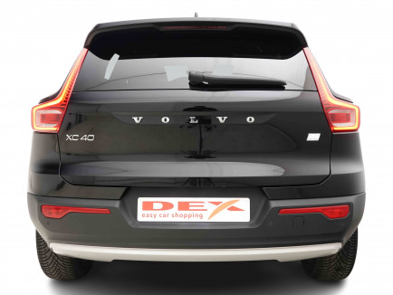 VOLVO_VOLVO_XC40_2653459_4.jpg