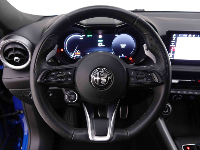 ALFAROMEO_ALFAROMEO_TONALE_2548624_10.jpg
