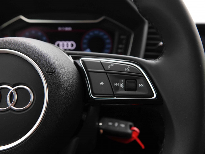 AUDI_AUDI_A1_2549590_20.jpg