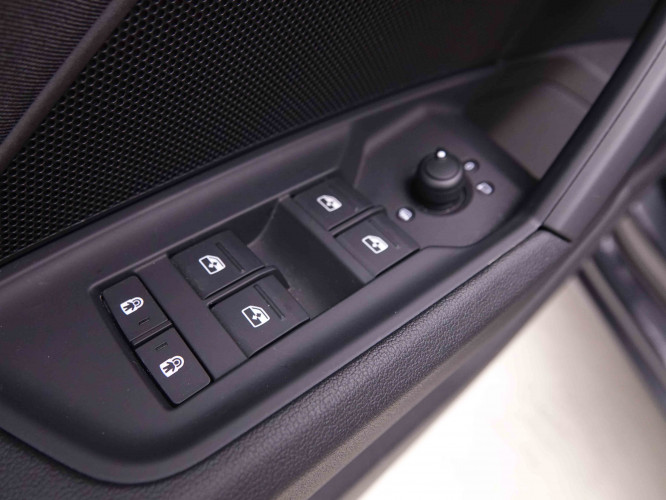 AUDI_AUDI_A3_2549321_18.jpg