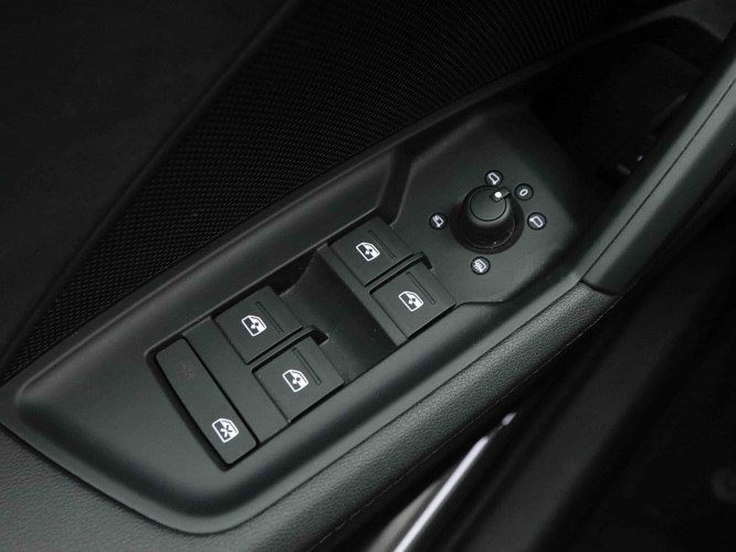 AUDI_AUDI_A3_2654171_23.jpg