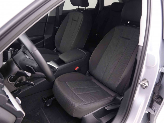 AUDI_AUDI_A4_2446665_7.jpg