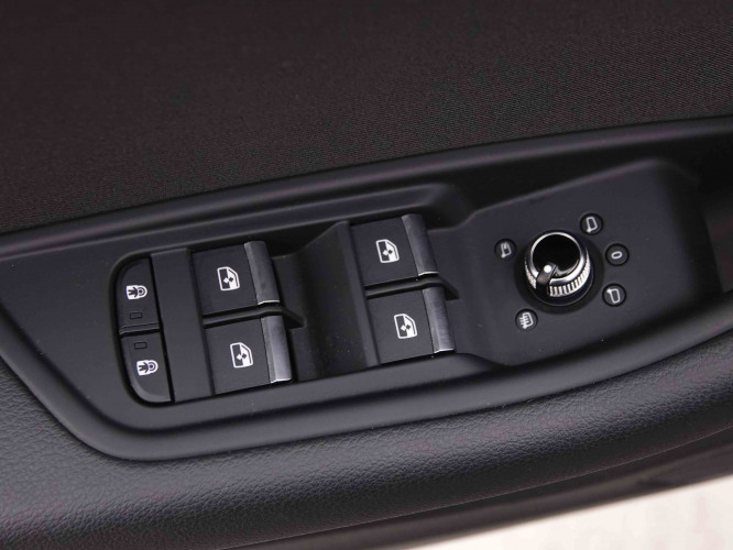 AUDI_AUDI_A4_2548645_21.jpg