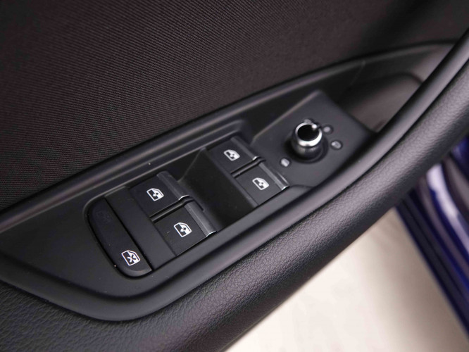 AUDI_AUDI_A4_2548650_21.jpg