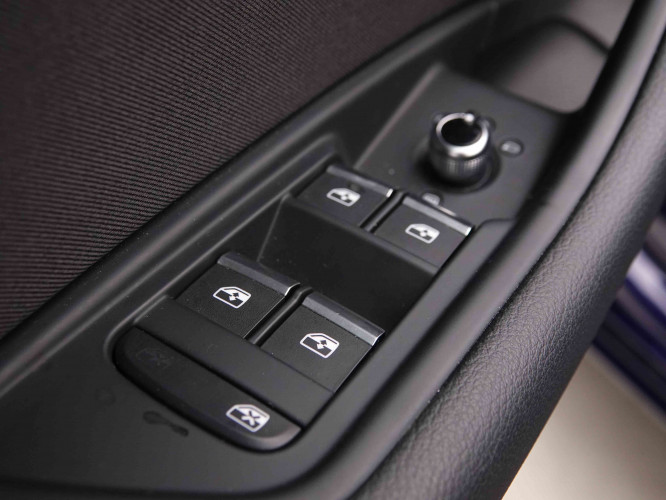 AUDI_AUDI_A4_2548650_24.jpg