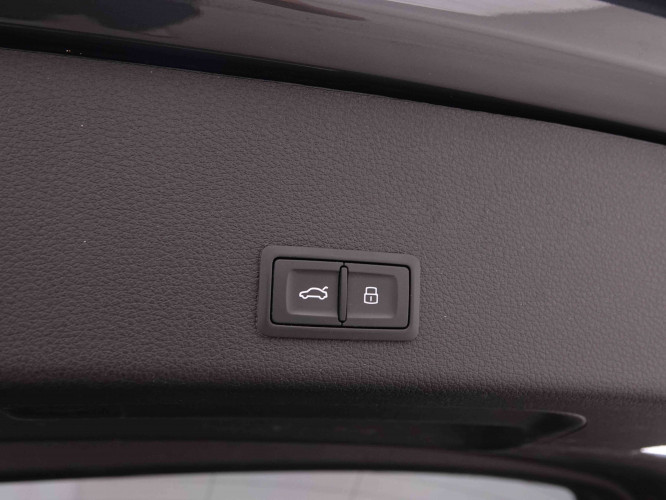 AUDI_AUDI_E_TRON_2548419_6.jpg