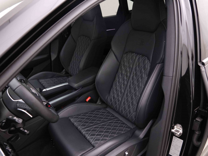 AUDI_AUDI_E_TRON_2551046_7.jpg AUDI_AUDI_E_TRON_2551046_7.jpg