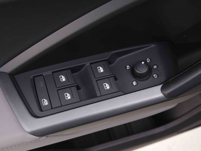AUDI_AUDI_Q3_2548348_26.jpg