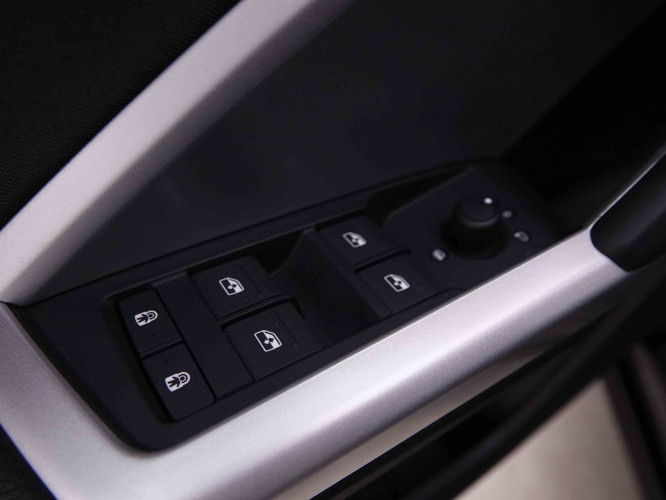 AUDI_AUDI_Q3_2549042_19.jpg