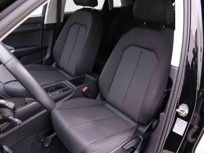 AUDI_AUDI_Q3_2549042_6.jpg