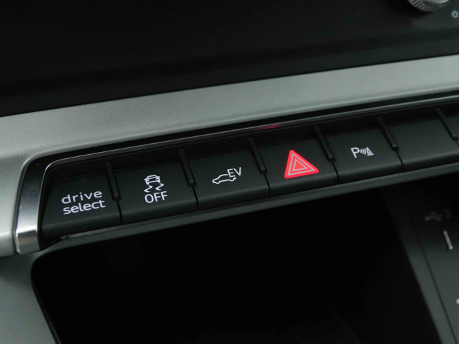 AUDI_AUDI_Q3_2653680_12.jpg