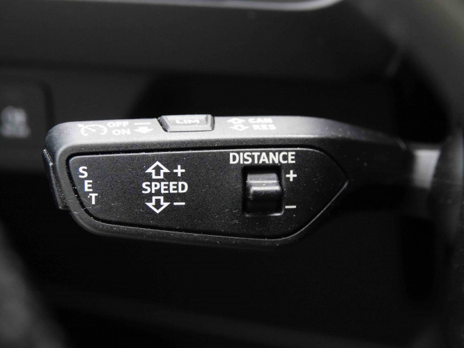 AUDI_AUDI_Q4 E_TRON_2652121_18.jpg