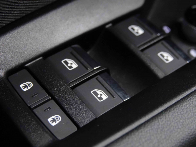 AUDI_AUDI_Q4 E_TRON_2652121_19.jpg