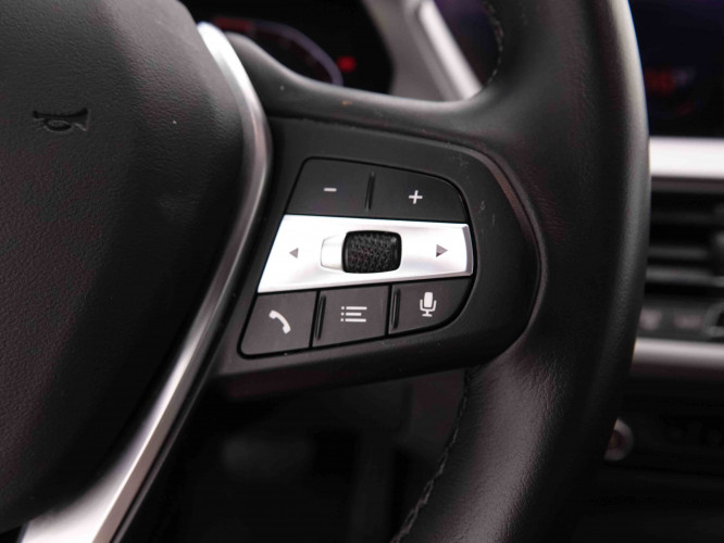 BMW_BMW_1_2548750_20.jpg