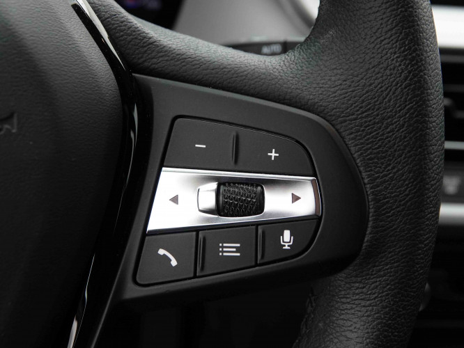 BMW_BMW_1_2652986_20.jpg