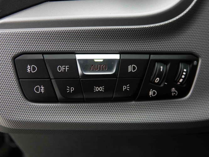 BMW_BMW_1_2652986_21.jpg