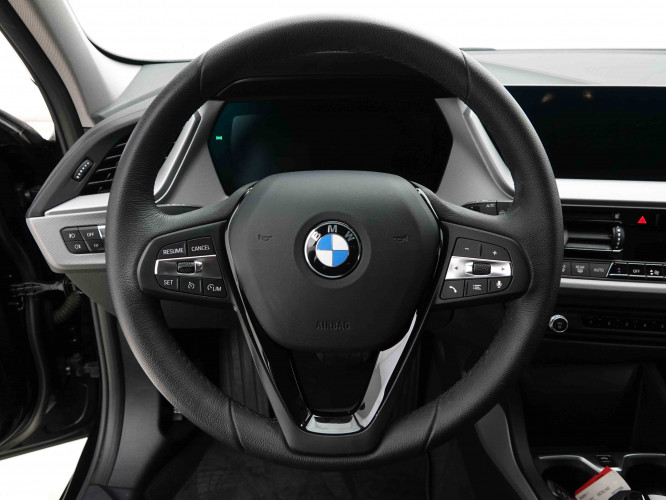 BMW_BMW_1_2652986_8.jpg