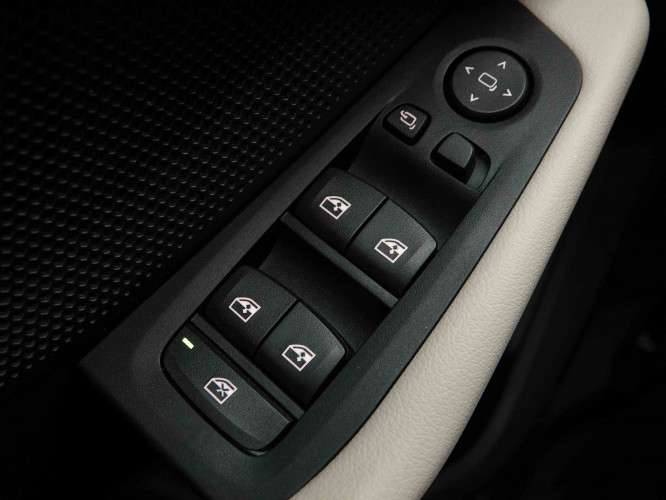 BMW_BMW_2_2654251_22.jpg