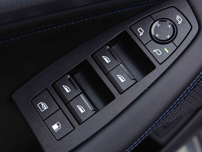 BMW_BMW_2_2654912_20.jpg