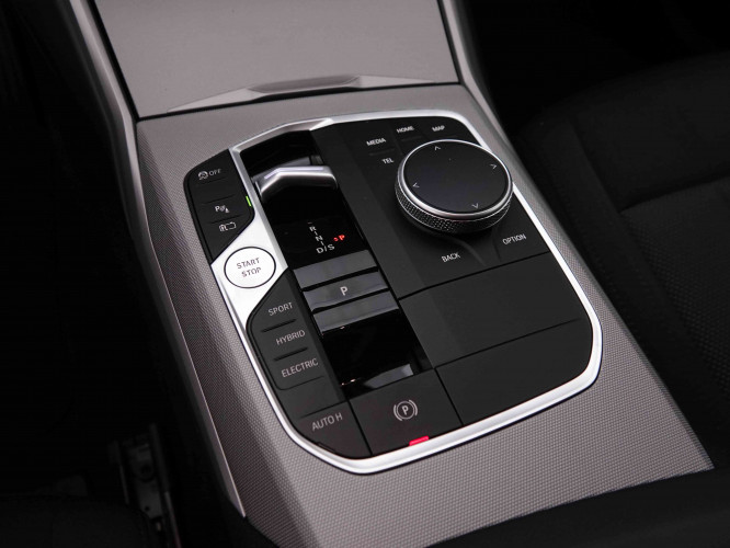 BMW_BMW_3_2548176_18.jpg
