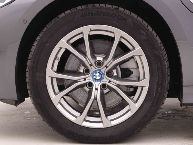 BMW_BMW_3_2548342_22.jpg