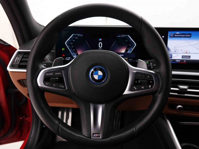 BMW_BMW_3_2548768_10.jpg