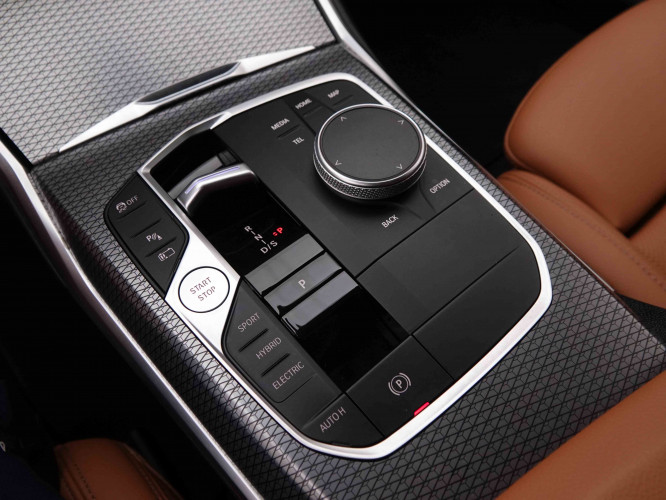 BMW_BMW_3_2548768_16.jpg