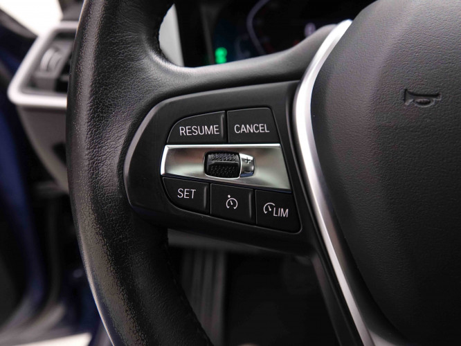 BMW_BMW_3_2550763_16.jpg BMW_BMW_3_2550763_16.jpg