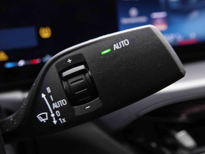 BMW_BMW_3_2550877_18.jpg BMW_BMW_3_2550877_18.jpg