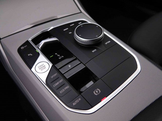 BMW_BMW_3_2550935_16.jpg BMW_BMW_3_2550935_16.jpg