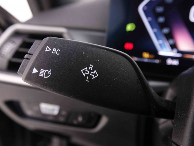 BMW_BMW_3_2550935_18.jpg BMW_BMW_3_2550935_18.jpg