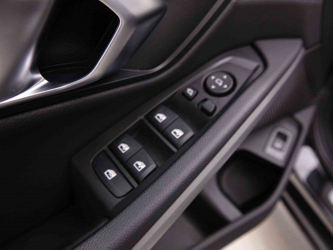 BMW_BMW_3_2550935_22.jpg BMW_BMW_3_2550935_22.jpg