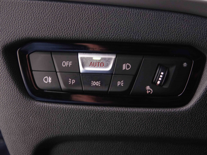 BMW_BMW_3_2550935_9.jpg BMW_BMW_3_2550935_9.jpg