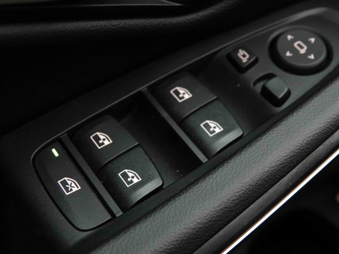BMW_BMW_3_2654394_22.jpg
