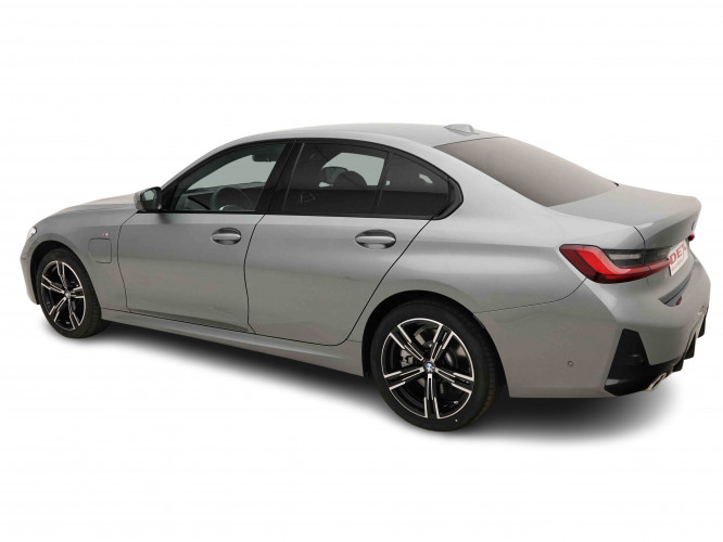 BMW_BMW_3_2654399_2.jpg