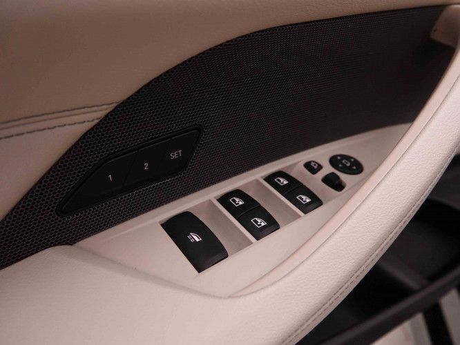 BMW_BMW_4_2550297_28.jpg BMW_BMW_4_2550297_28.jpg