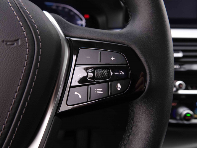 BMW_BMW_5_2548628_22.jpg