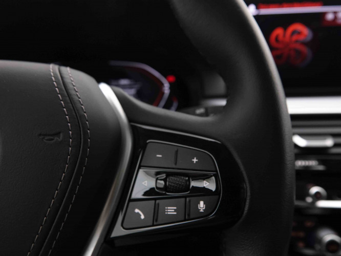 BMW_BMW_5_2550301_23.jpg BMW_BMW_5_2550301_23.jpg