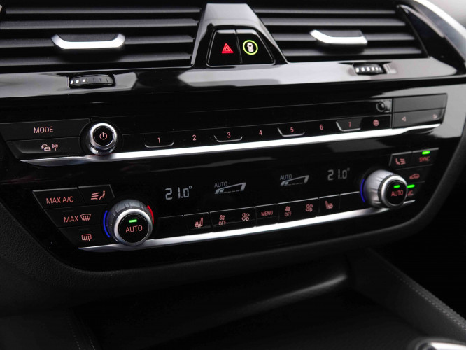 BMW_BMW_5_2550683_15.jpg BMW_BMW_5_2550683_15.jpg