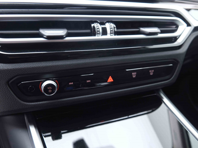 BMW_BMW_I4_2655272_15.jpg