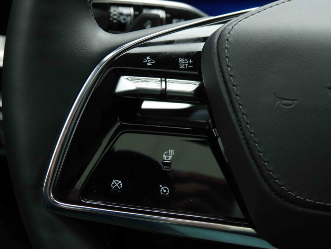 CADILLAC_CADILLAC_LYRIC_2653048_23.jpg CADILLAC_CADILLAC_LYRIC_2653048_23.jpg