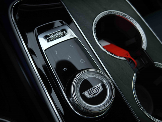 CADILLAC_CADILLAC_LYRIQ_2655452_17.jpg